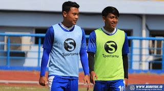 Dua Pemain Persib Perkuat Timnas Senior Lawan Myanmar & Hongkong Dua Pemain Persib Perkuat Timnas Senior Lawan Myanmar & Hongkong