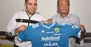 Persib Resmi Perkenalkan Pemain Baru Fabiano Beltrame Persib Resmi Perkenalkan Pemain Baru Fabiano Beltrame