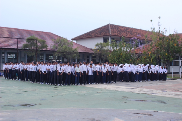 Hari Pertama Sekolah di SMAN 27 Bandung
