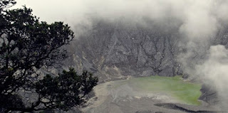 Gunung Tangkuban Perahu