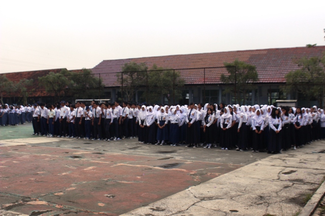 Hari Pertama Sekolah di SMAN 27 Bandung