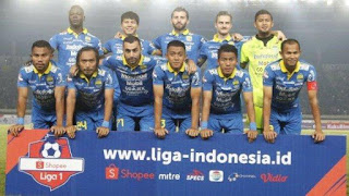Persib Bandung Bawa 18 Pemain ke Markas Semen Padang FC Persib Bandung Bawa 18 Pemain ke Markas Semen Padang FC