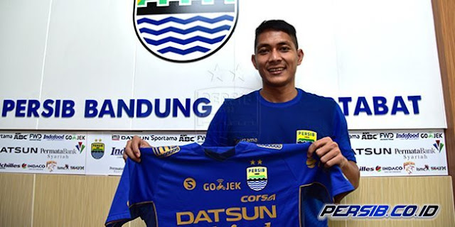 Persib Bandung Resmi Rekrut Kembali Purwaka Yudhi Persib Bandung Resmi Rekrut Kembali Purwaka Yudhi