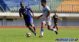 Cole Masuk Daftar 21 Pemain Persib Lawan Bhayangkara FC