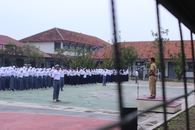 Hari Pertama Sekolah di SMAN 27 Bandung