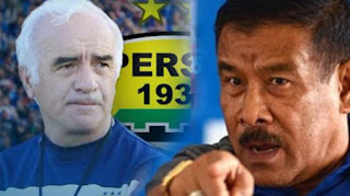 Umuh dan Gomez Beda Pendapat Soal Pemain Baru Persib Bandung
