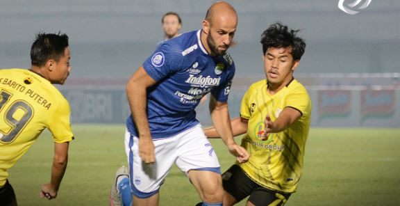 Persib Bandung vs Barito Putera 1-0 Highlights