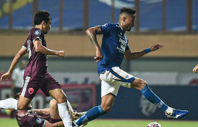 Persib Bandung Ditahan Imbang PSM Makassar 1-1