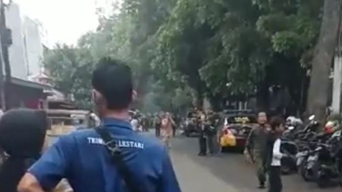 Polsek Astanaanyar Bandung Diserang Bom Bunuh Diri, Seorang Polisi Terluka