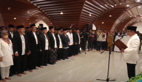 Daftar Nama Pengurus DKM Masjid Raya Al Jabbar